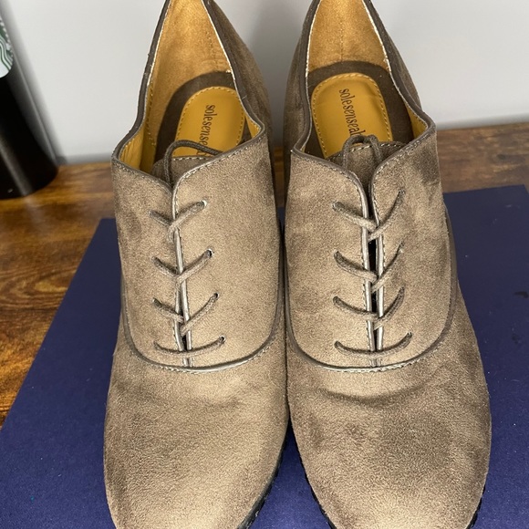 Sole sensibility shade booties - Picture 2 of 5